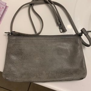 Hobo Darcy crossbody/clutch metallic gray